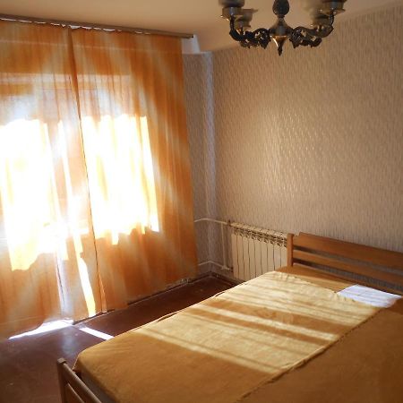 Проспект Героев Сталинграда 19 А Apartment Киев Екстериор снимка
