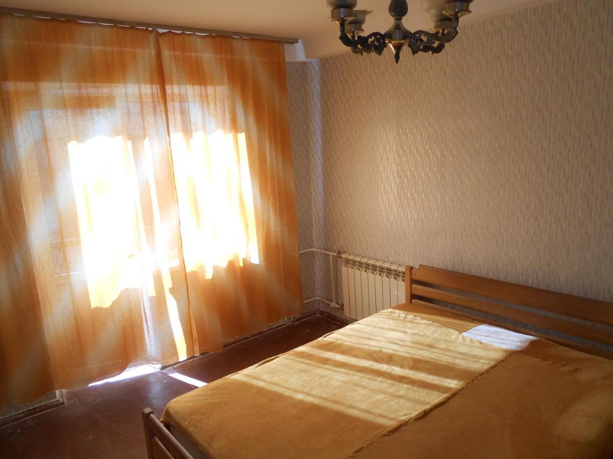 Проспект Героев Сталинграда 19 А Apartment Киев Екстериор снимка
