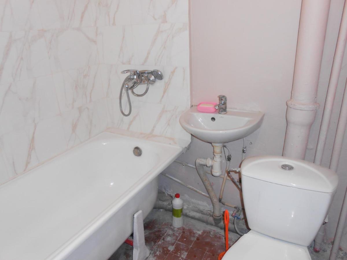 Проспект Героев Сталинграда 19 А Apartment Киев Екстериор снимка